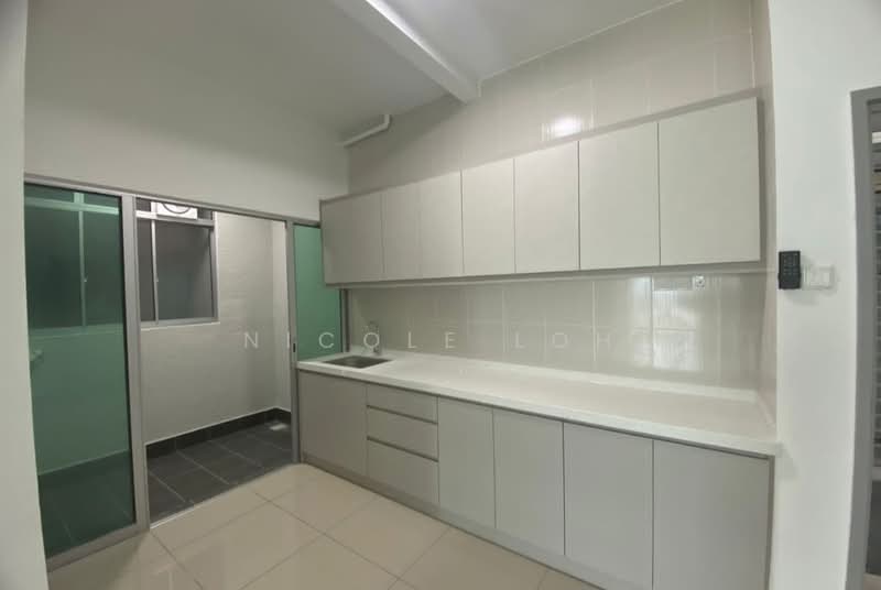 Service Residence for Sale at Razak City Residences (RC Residences) - Nicole Loh - Kitchen - PropertyGuru.com.my