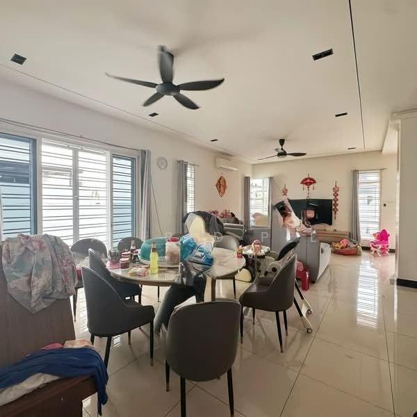 Cluster House for Sale in Johor Bahru (Johor) - Alfred Pee - Living Room - PropertyGuru.com.my