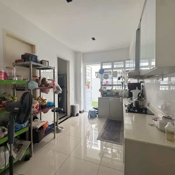 Cluster House for Sale in Johor Bahru (Johor) - Alfred Pee - Kitchen - PropertyGuru.com.my