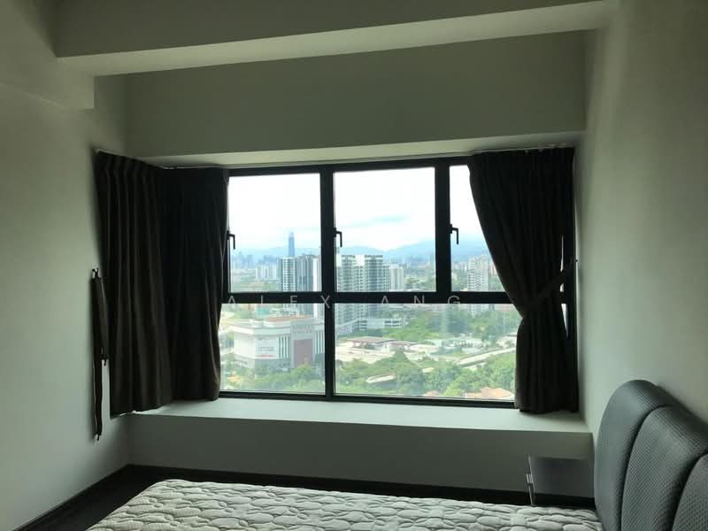 Servis Apartment untuk Dijual di The Leafz @ Dedaun - Alex Ang - Bedroom - PropertyGuru.com.my
