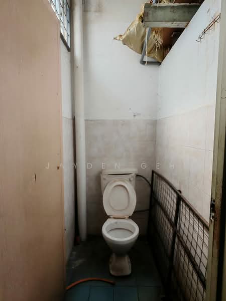 Shop for Rent in Alor Setar (Kedah) - Jayden Geh - Bathroom - PropertyGuru.com.my