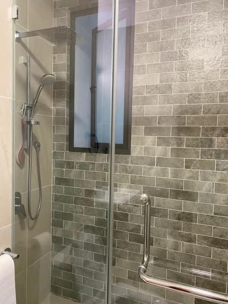 Condominium for Rent at Queens Residences Q2 @ Queens Waterfront - Jeff Ooi - Bathroom - PropertyGuru.com.my