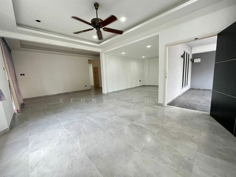 Semi-Detached House for Sale in Taman Molek (Johor Bahru) - Kennly Chia - Living Room - PropertyGuru.com.my