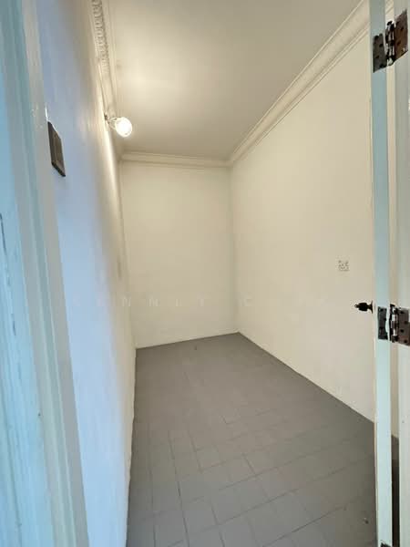 Semi-Detached House for Sale in Taman Molek (Johor Bahru) - Kennly Chia - Interior - PropertyGuru.com.my