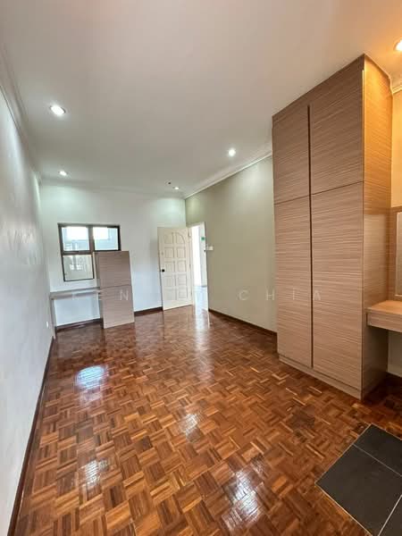 Semi-Detached House for Sale in Taman Molek (Johor Bahru) - Kennly Chia - Interior - PropertyGuru.com.my