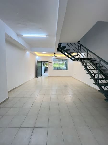 2-storey Terraced House for Sale in Taman Scientex Pasir Gudang (Pasir Gudang) - Zira . - Interior - PropertyGuru.com.my