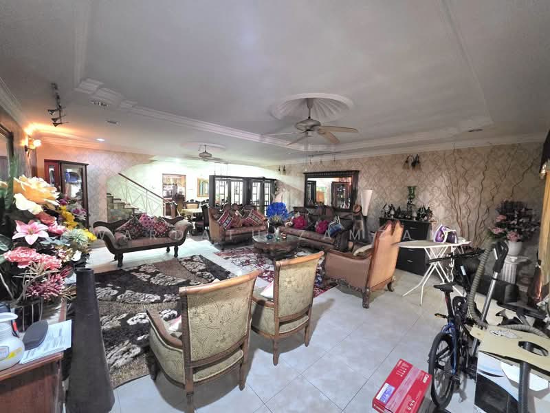 Rumah Teres 2 Tingkat untuk Dijual di Seksyen 3 (Bangi) - Wardatu Zamzam - Living Room - PropertyGuru.com.my