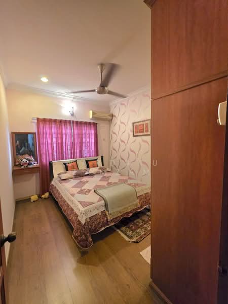 Rumah Teres 2 Tingkat untuk Dijual di Seksyen 3 (Bangi) - Wardatu Zamzam - Bedroom - PropertyGuru.com.my