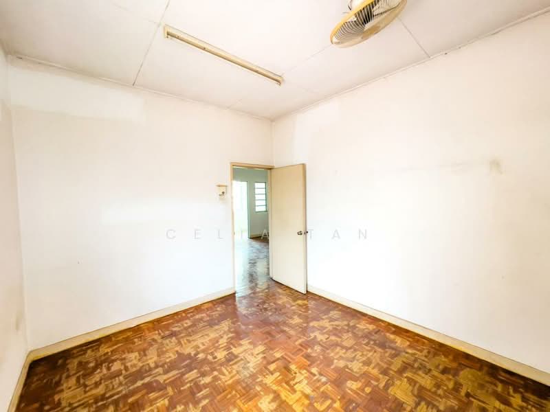 2-storey Terraced House for Sale in Usj 20 (Subang Jaya) - Celia Tan - Interior - PropertyGuru.com.my