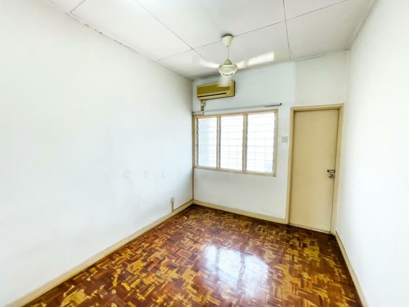 2-storey Terraced House for Sale in Usj 20 (Subang Jaya) - Celia Tan - Interior - PropertyGuru.com.my