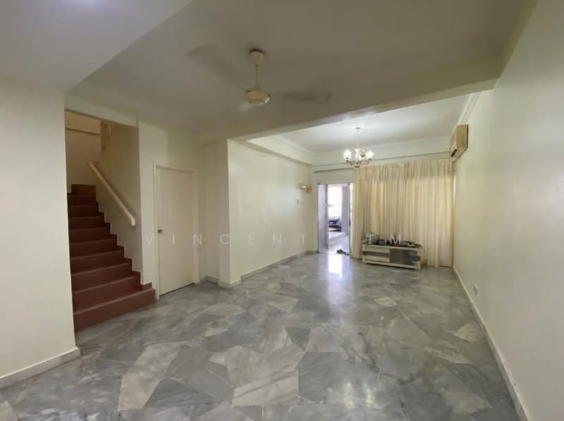 Townhouse for Rent in Bukit Jalil (Kuala Lumpur) - Vincent Lim - Living Room - PropertyGuru.com.my