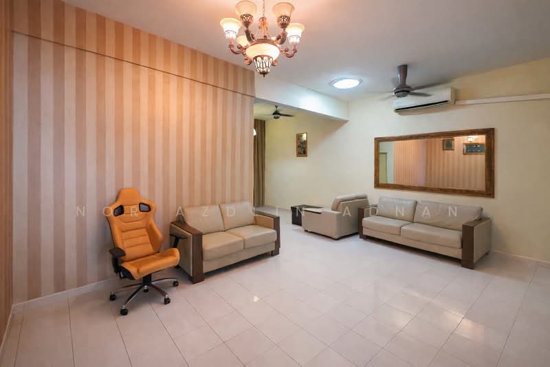 2-storey Terraced House for Sale in Taman Sinaran (Balakong) - Nor Azdlin Adnan - Living Room - PropertyGuru.com.my