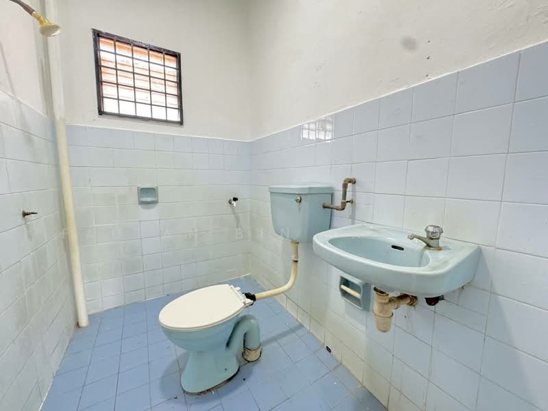 Rumah Teres 2 Tingkat untuk Dijual di Seremban (Negeri Sembilan) - Fauzan bin Sahrom - Bathroom - PropertyGuru.com.my