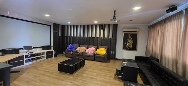 Rumah Banglo untuk Disewa di Mont Kiara (Kuala Lumpur) - Kristing . - Living Room - PropertyGuru.com.my