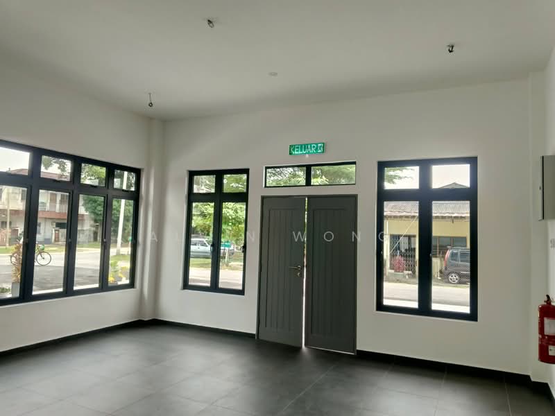 Commercial Bungalow for Rent in Pasir Pinji (Ipoh) - Alvin Wong - Entrance - PropertyGuru.com.my
