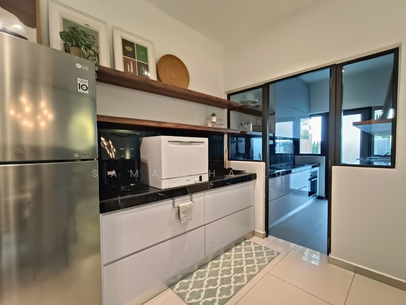 Rumah Teres untuk Dijual di Iskandar Puteri (Nusajaya) (Johor) - Samantha Lee - Kitchen - PropertyGuru.com.my