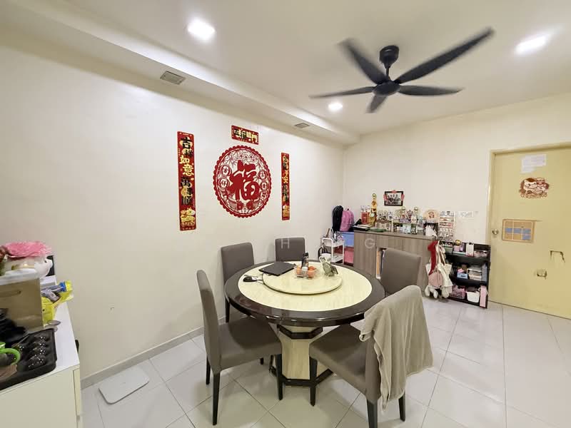 Rumah Bandar untuk Dijual di Batu Caves (Selangor) - KK Chong - Dining Room - PropertyGuru.com.my
