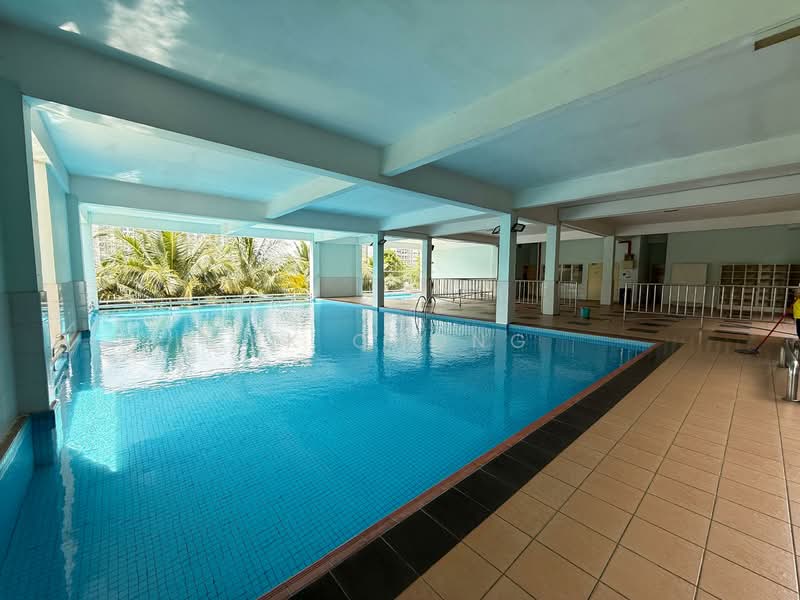 Rumah Bandar untuk Dijual di Batu Caves (Selangor) - KK Chong - Pool - PropertyGuru.com.my