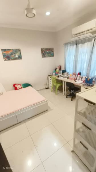 2-storey Terraced House for Sale in Usj 19 (Subang Jaya) - Celia Tan - Bedroom - PropertyGuru.com.my