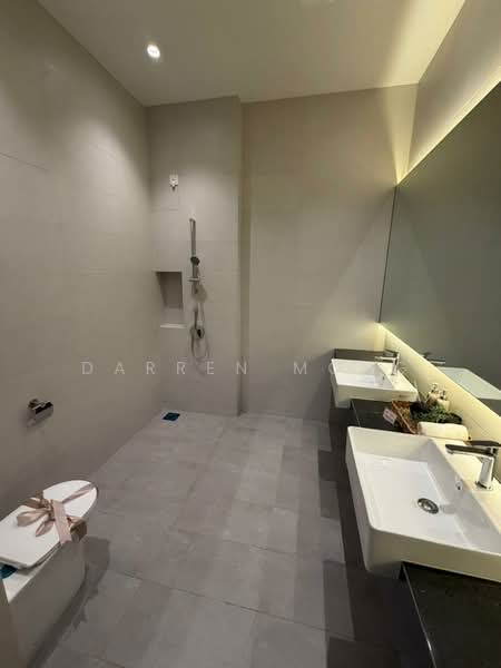 Semi-Detached House for Sale in Austin Crest (Johor Bahru) - Darren Mong - Bathroom - PropertyGuru.com.my