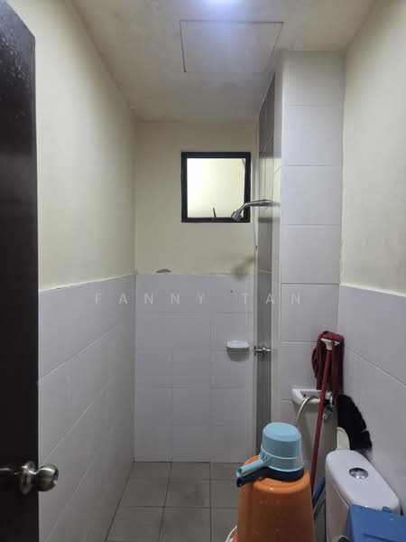 Apartment for Rent at Jentayu Residensi @ Tampoi - Fanny Tan - Bathroom - PropertyGuru.com.my