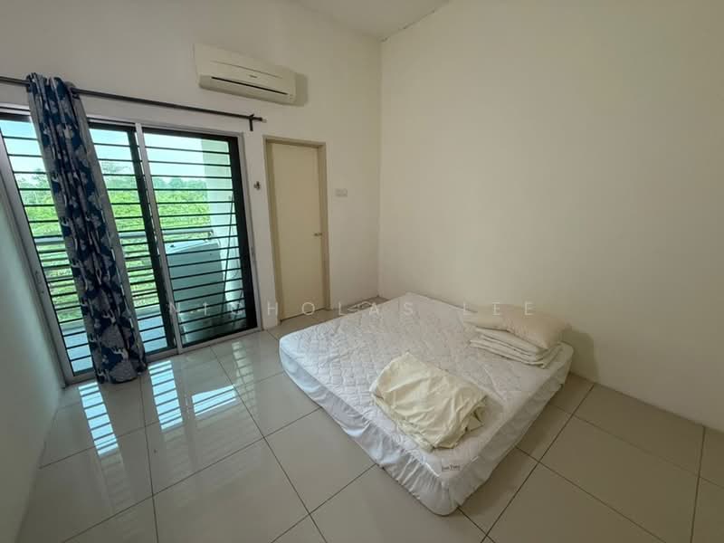 Rumah Teres 2 Tingkat untuk Dijual di Taman Perpaduan Mulia (Tambun) - Nicholas Lee - Bedroom - PropertyGuru.com.my