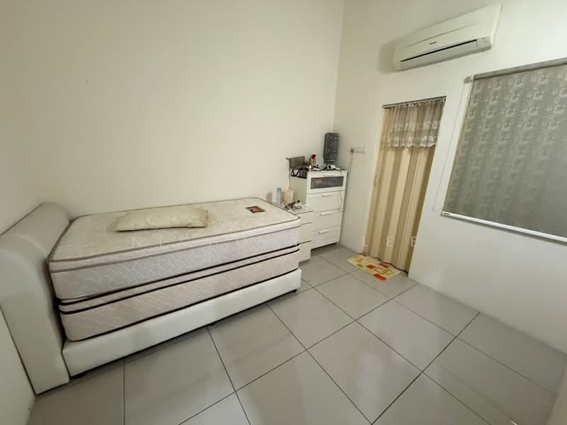 Rumah Teres 2 Tingkat untuk Dijual di Taman Perpaduan Mulia (Tambun) - Nicholas Lee - Bedroom - PropertyGuru.com.my
