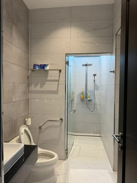 Rumah Banglo untuk Disewa di Pulau Tikus (Penang) - Pei Hoon - Bathroom - PropertyGuru.com.my