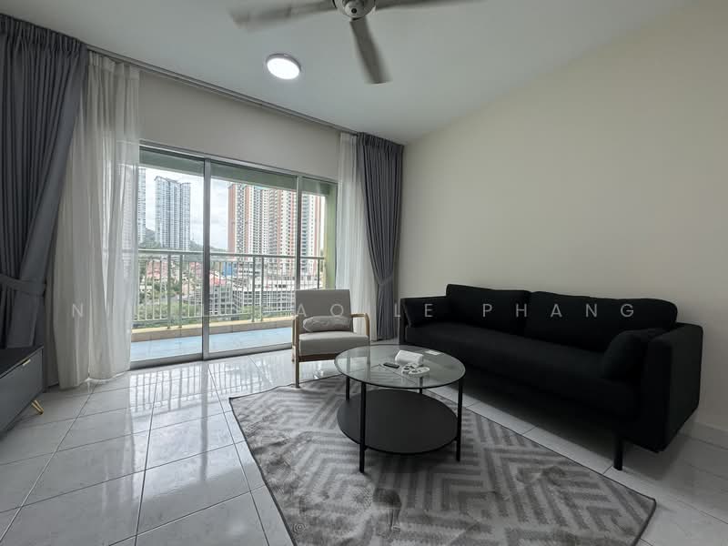 Servis Apartment untuk Disewa di Kiara Designer Suites - Nigel Caoile Phang - Living Room - PropertyGuru.com.my