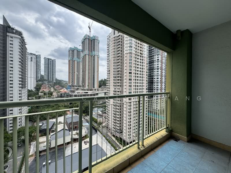 Servis Apartment untuk Disewa di Kiara Designer Suites - Nigel Caoile Phang - Balcony - PropertyGuru.com.my