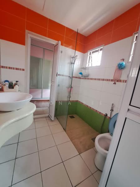 Semi-Detached House for Sale in Desa Parkcity (Kuala Lumpur) - Fiona Lee - Bathroom - PropertyGuru.com.my