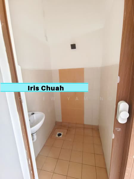 Flat for Sale at Taman Sungai Jawi - Chiew Yam Ng - Bathroom - PropertyGuru.com.my