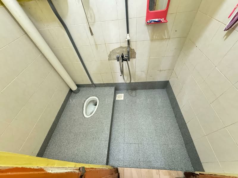 2-storey Terraced House for Sale in Taman Kota Masai (Pasir Gudang) - Mohd Faez - Bathroom - PropertyGuru.com.my