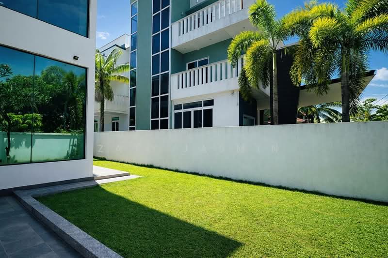 Bungalow for Sale in Usj 3 (Subang Jaya) - Zaty Jasmin - Exterior - PropertyGuru.com.my