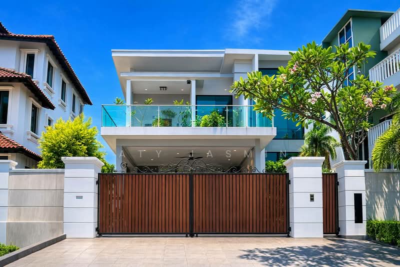 Bungalow for Sale in Usj 3 (Subang Jaya) - Zaty Jasmin - Exterior - PropertyGuru.com.my