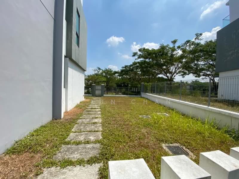 Rumah Berkembar untuk Dijual di Taman Molek (Johor Bahru) - Ke Xin Chan - Exterior - PropertyGuru.com.my