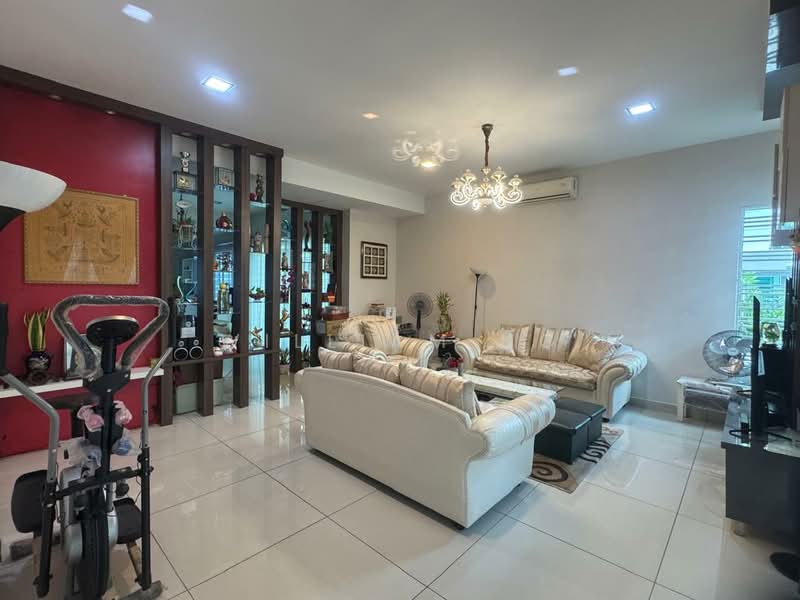 Semi-Detached House for Sale in Kajang (Selangor) - William Ng - Living Room - PropertyGuru.com.my
