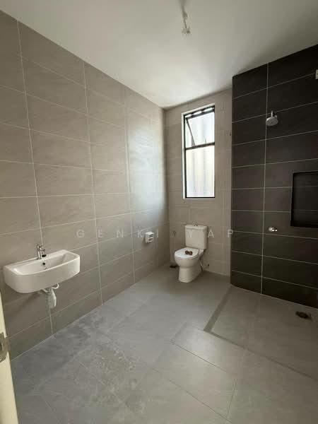 2-storey Terraced House for Rent in Ulu Tiram (Johor) - Genki Yap - Bathroom - PropertyGuru.com.my