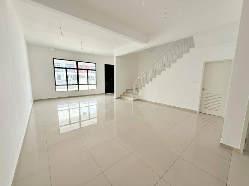 2-storey Terraced House for Rent in Ulu Tiram (Johor) - Genki Yap - Living Room - PropertyGuru.com.my
