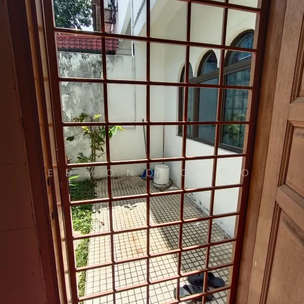 2-storey Terraced House for Sale in Sri Petaling (Kuala Lumpur) - Edmond Choo - Exterior - PropertyGuru.com.my