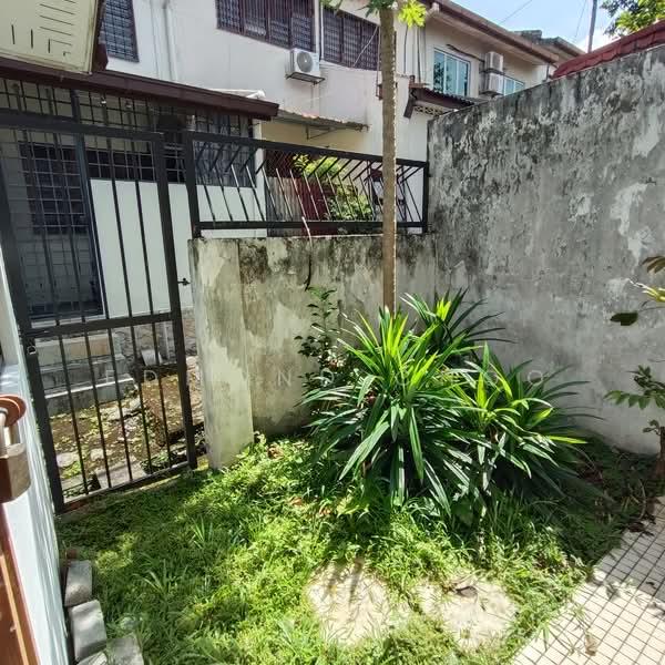 2-storey Terraced House for Sale in Sri Petaling (Kuala Lumpur) - Edmond Choo - Exterior - PropertyGuru.com.my