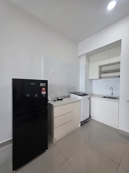 Servis Apartment untuk Disewa di 121 Residences - Harper Tan - Kitchen - PropertyGuru.com.my