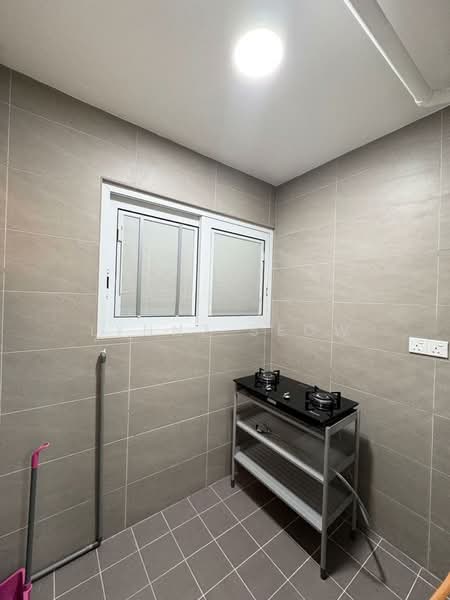 Pangsapuri untuk Disewa di Centrio Avenue - Lynnz Seow - Kitchen - PropertyGuru.com.my