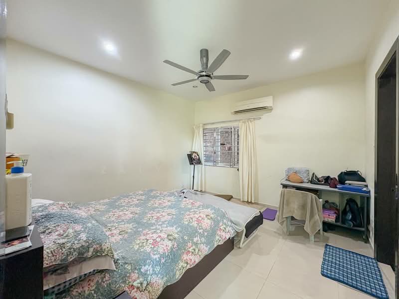 Rumah Banglo untuk Dijual di Seremban (Negeri Sembilan) - Zaty Jasmin - Bedroom - PropertyGuru.com.my
