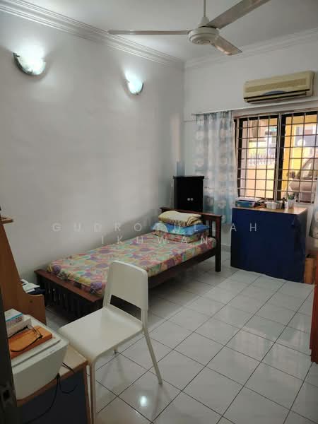1-storey Terraced House for Sale in Taman Melawati (Ulu Kelang) - Gudrotullah Ikhwan - Bedroom - PropertyGuru.com.my