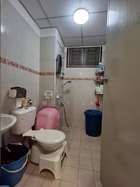 Service Residence for Sale at Nusa Perdana Apartment - Emily Lau - Bathroom - PropertyGuru.com.my