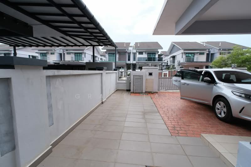 Semi-Detached House for Sale in Telok Panglima Garang (Selangor) - Grace Lai - Exterior - PropertyGuru.com.my