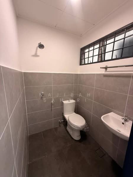 2-storey Terraced House for Sale in Bandar Tasik Kesuma (Beranang) - Najibah Sahari - PropertyGuru.com.my