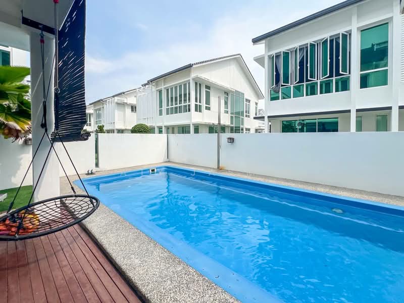 Semi-Detached House for Sale in Seremban (Negeri Sembilan) - Zaty Jasmin - Exterior - PropertyGuru.com.my