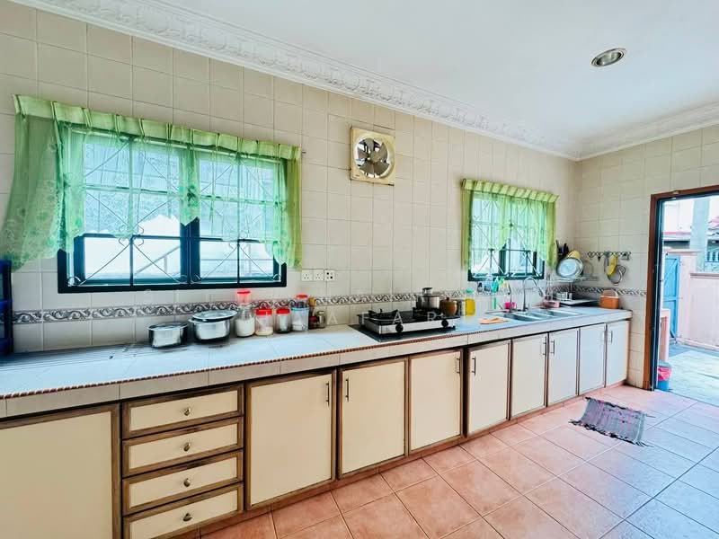 Rumah Teres 2 Tingkat untuk Dijual di Petaling Jaya (Selangor) - SITI KHAIRIYAH JAAFAR - PropertyGuru.com.my